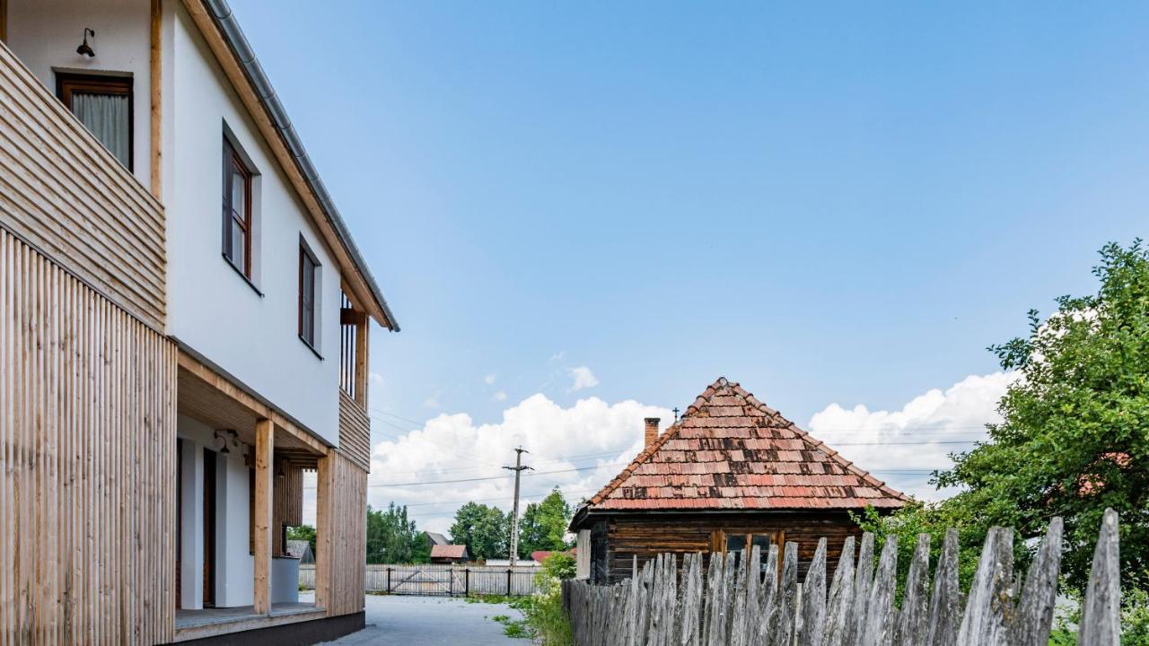 Pensiunea Agroturisticā Lukács Panzió Suseni  Exterior foto